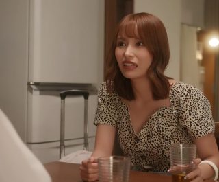 Hiếp nữ học trò cũ đến nhà ngủ nhờ